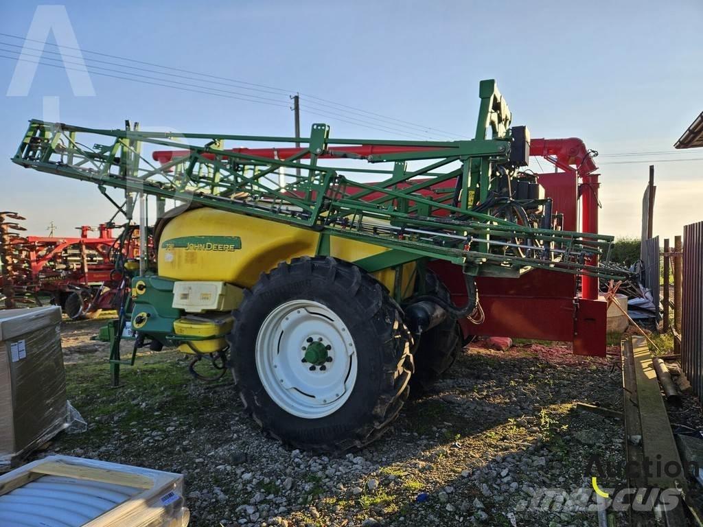 John Deere 732 Getrokken spuitmachines