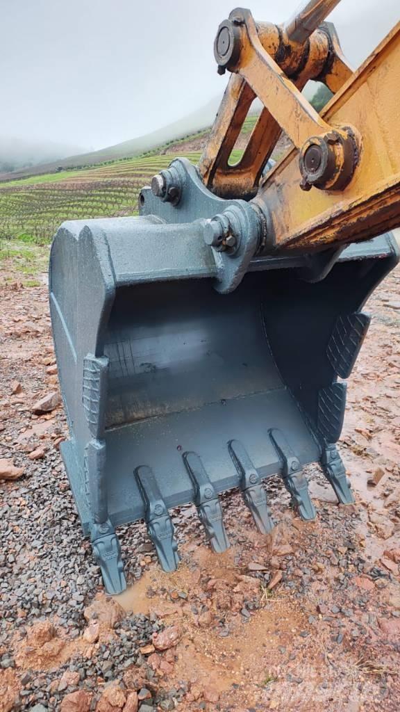 CASE CX220C Rupsgraafmachines