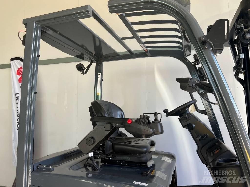 Toyota 8 FBMKT 25 Elektrische heftrucks