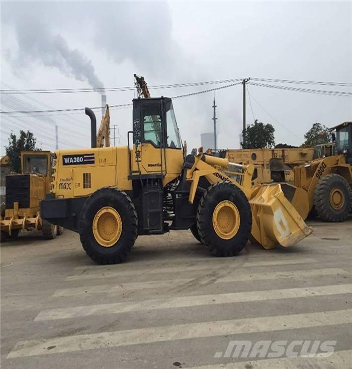 Komatsu WA 380-3 Wielladers