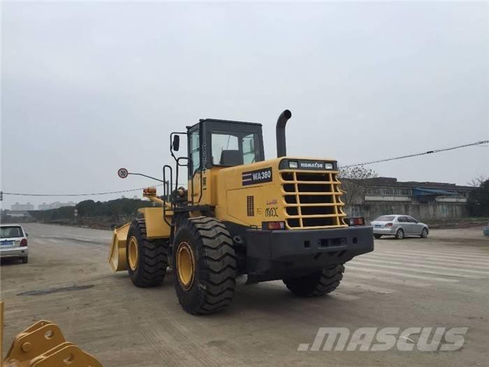 Komatsu WA 380-3 Wielladers