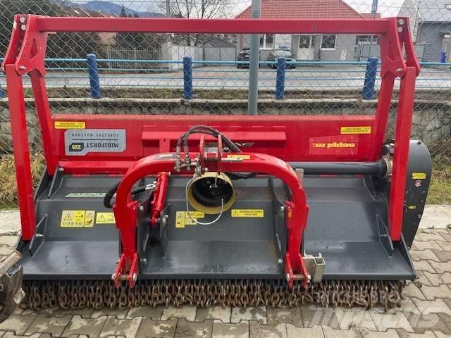 SeppiM MIDIFORST 225 Stobbenfreesmachines