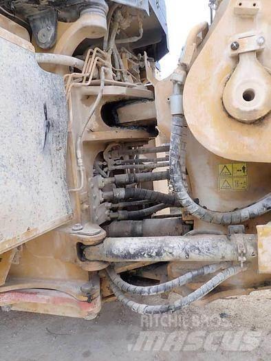 CAT 988K Wielladers