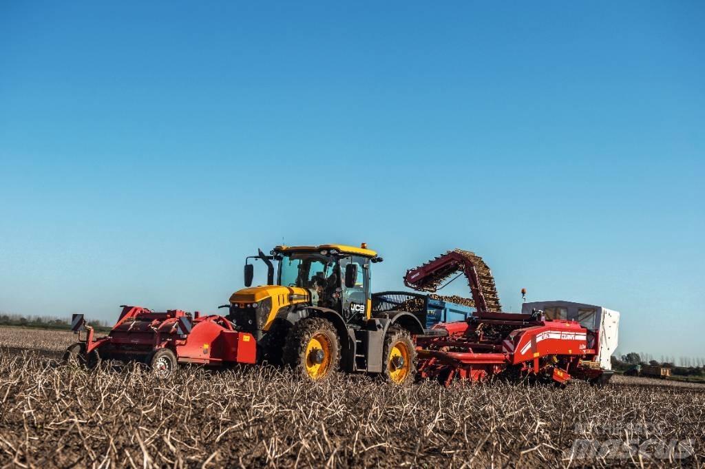 JCB 4220 Tractoren