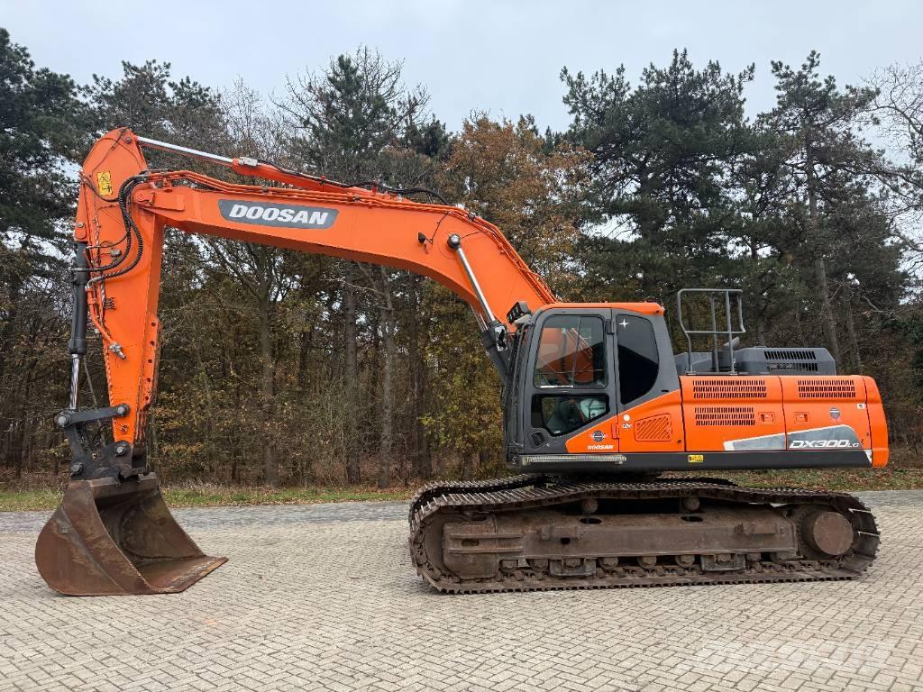 Doosan DX 300 LC Rupsgraafmachines
