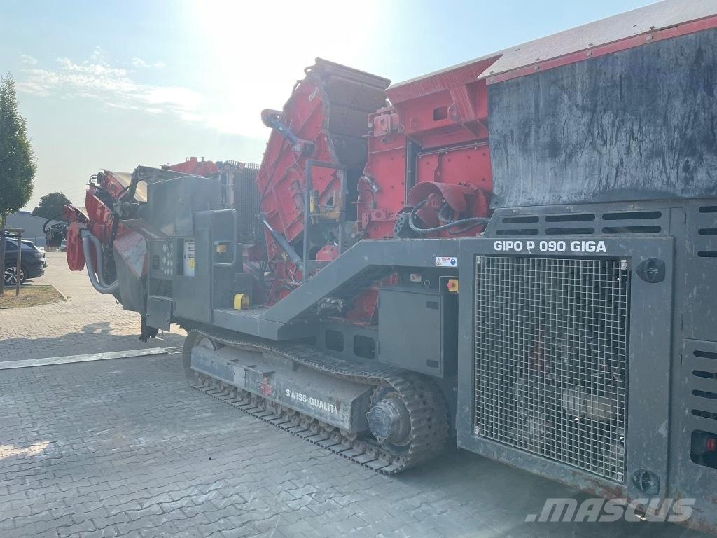 GIPO P090 GIGA Mobile crushers