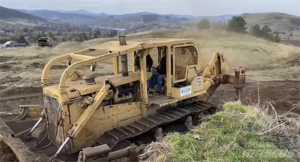 CAT D8H Rupsdozers