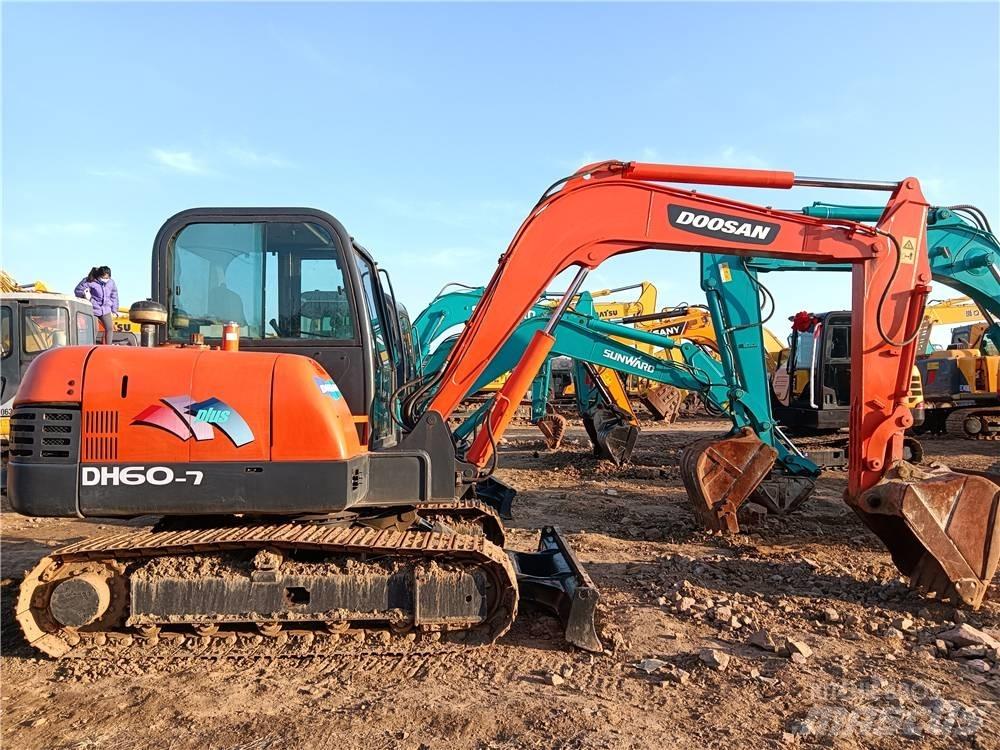 Doosan DH60-7 Rupsgraafmachines