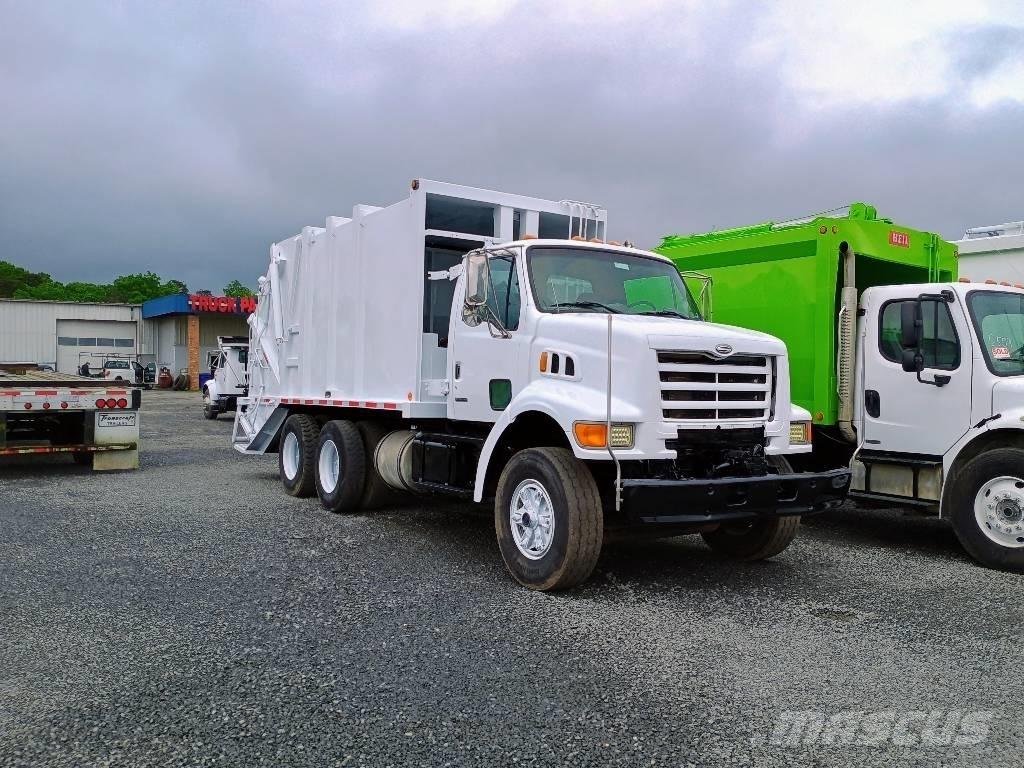 Sterling L7500 Vuilniswagens