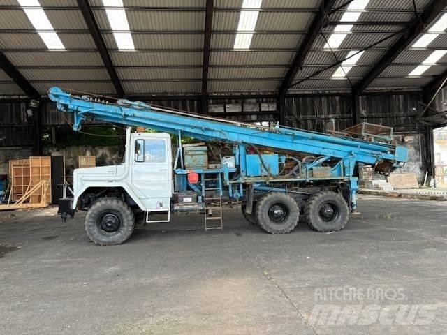 Gryphon 16 Verticale Boorinstallaties