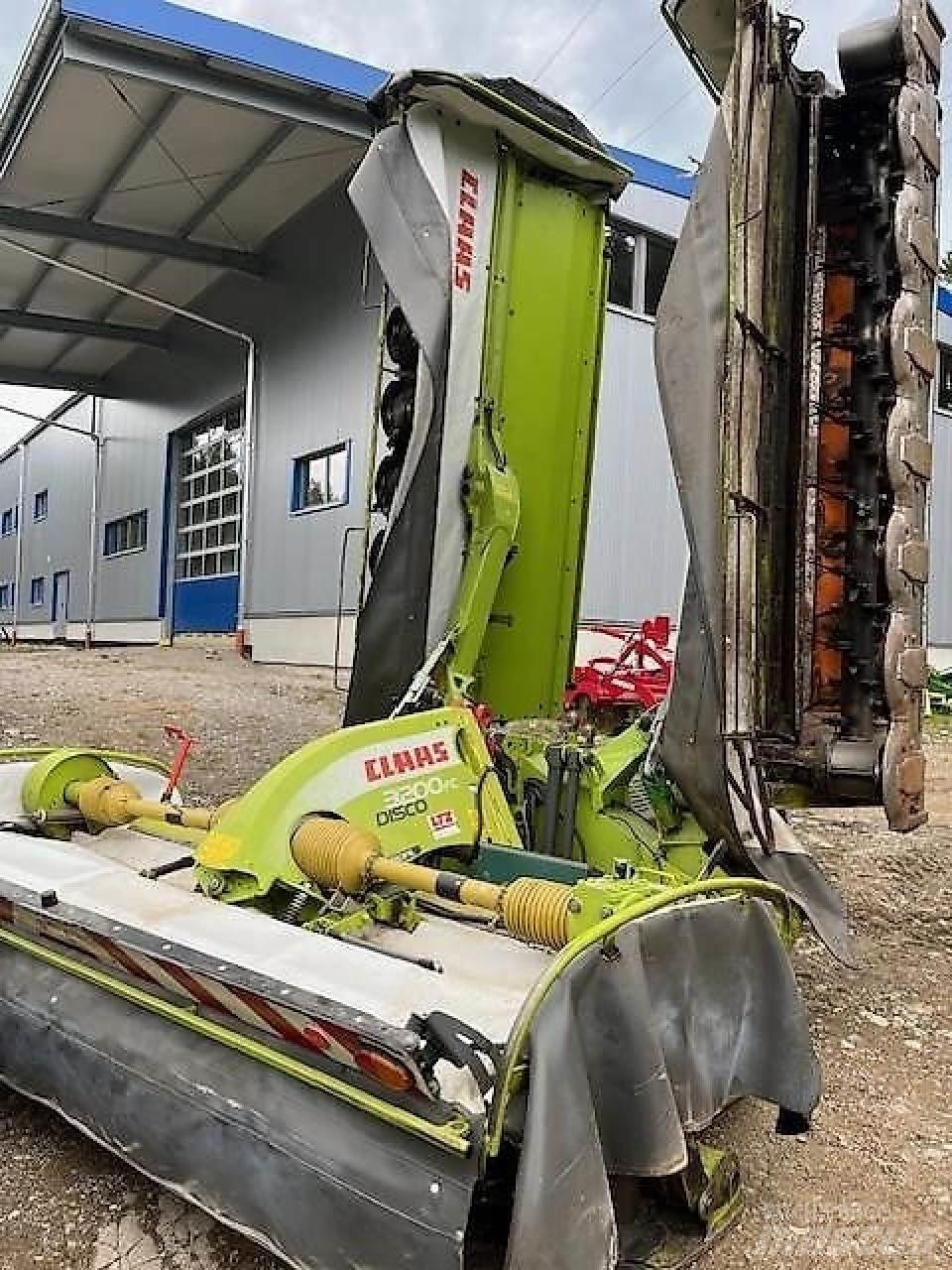 CLAAS 3200FC + 9300C Maaiers