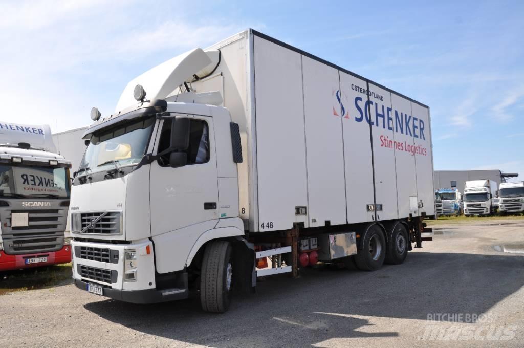 Volvo FH440 6X2 Bakwagens met gesloten opbouw