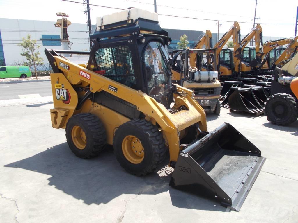 CAT 262D3 Schrankladers