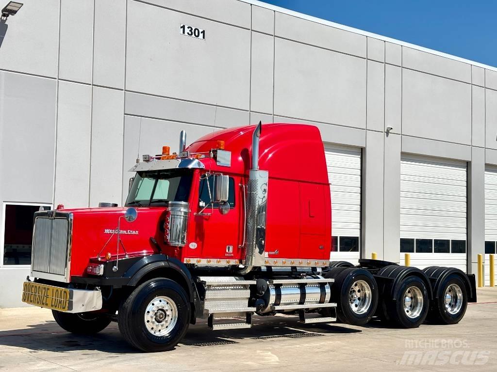 Western Star 4900 Trekkers