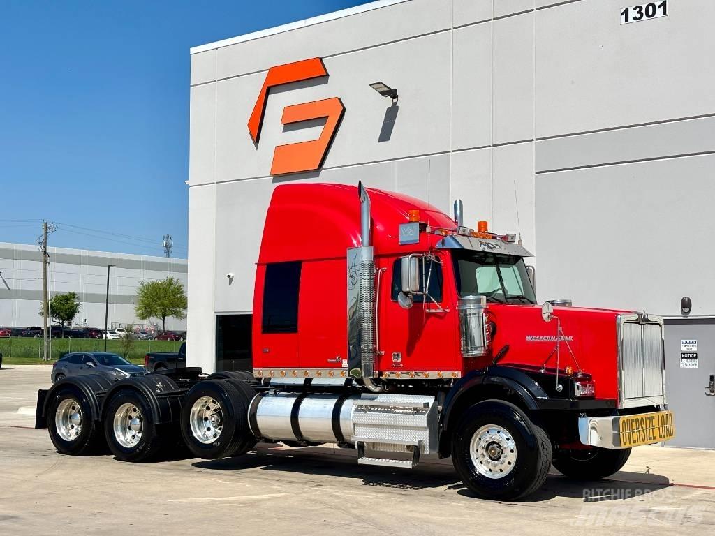 Western Star 4900 Trekkers