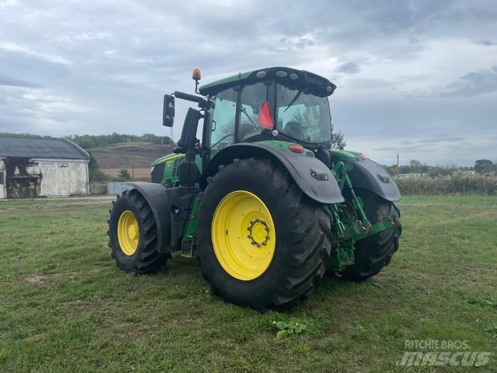 John Deere 6250 R Tractoren