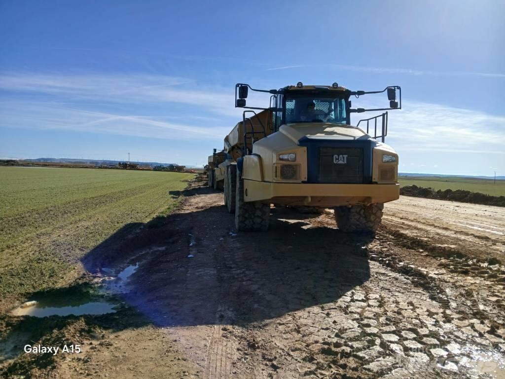 CAT 745 Knik dumptrucks