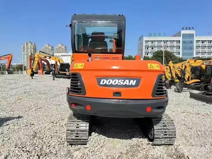 Doosan DX60-9C Rupsgraafmachines