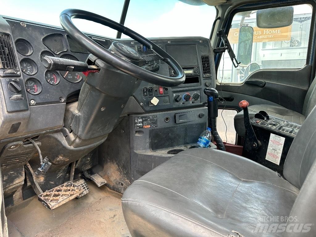 Mack GU 800 Anders