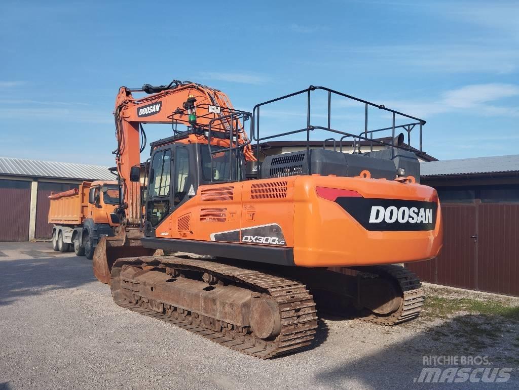 Doosan DX 300 LC Rupsgraafmachines
