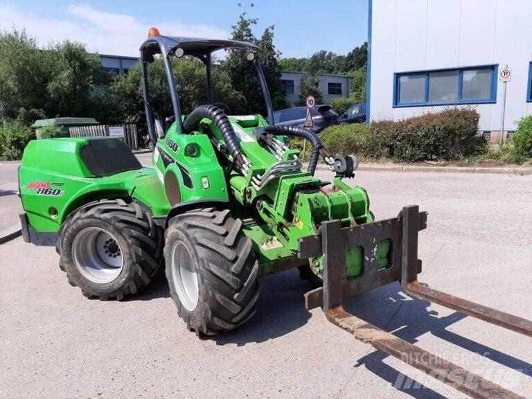 Avant 860 i Knik- en schrankladers