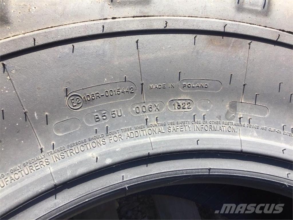 Michelin 460/70R24 Banden, wielen en velgen