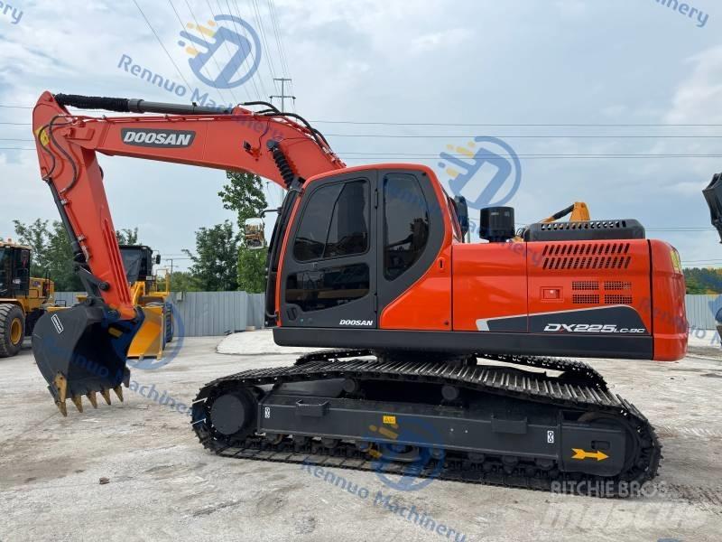 Doosan DX 225 LC-9C Rupsgraafmachines
