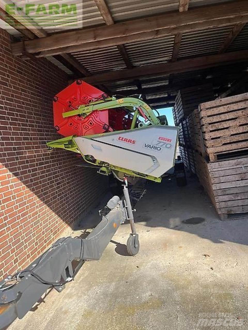 CLAAS trion 730 Maaidorsmachines