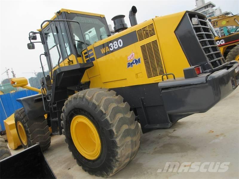 Komatsu WA 380 Wielladers