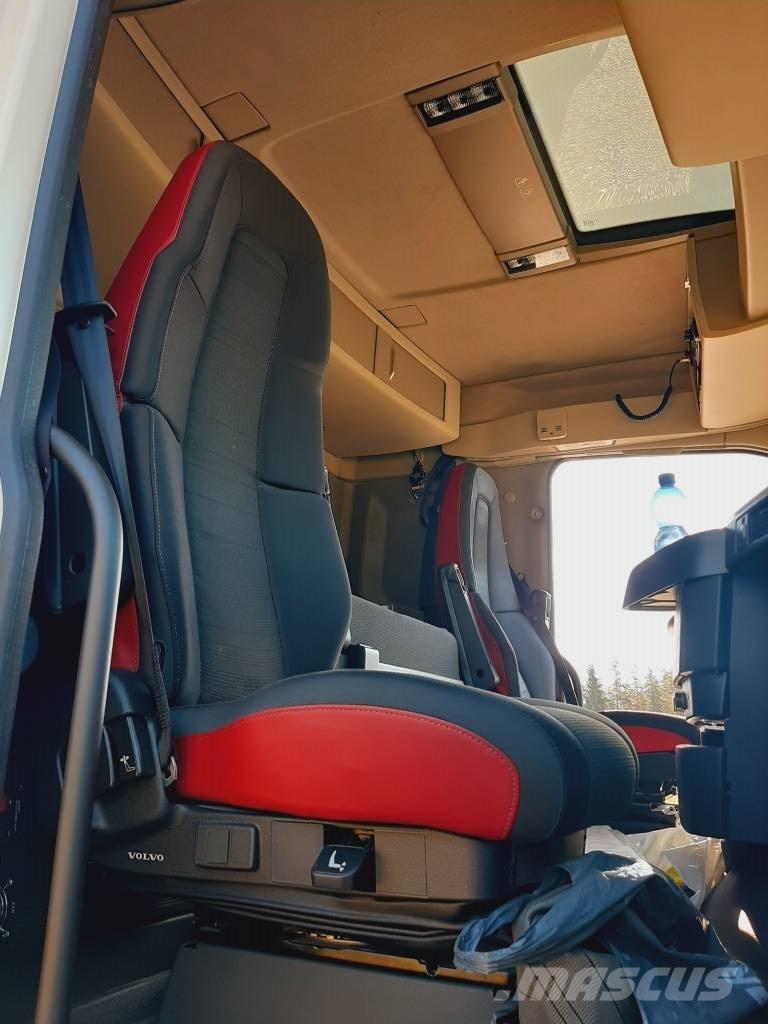 Volvo FH 13 Chassis met cabine