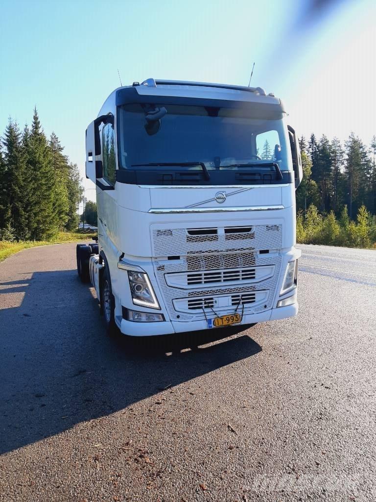 Volvo FH 13 Chassis met cabine