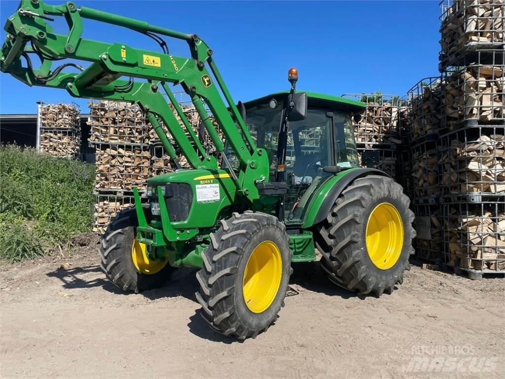John Deere 5055E Tractoren