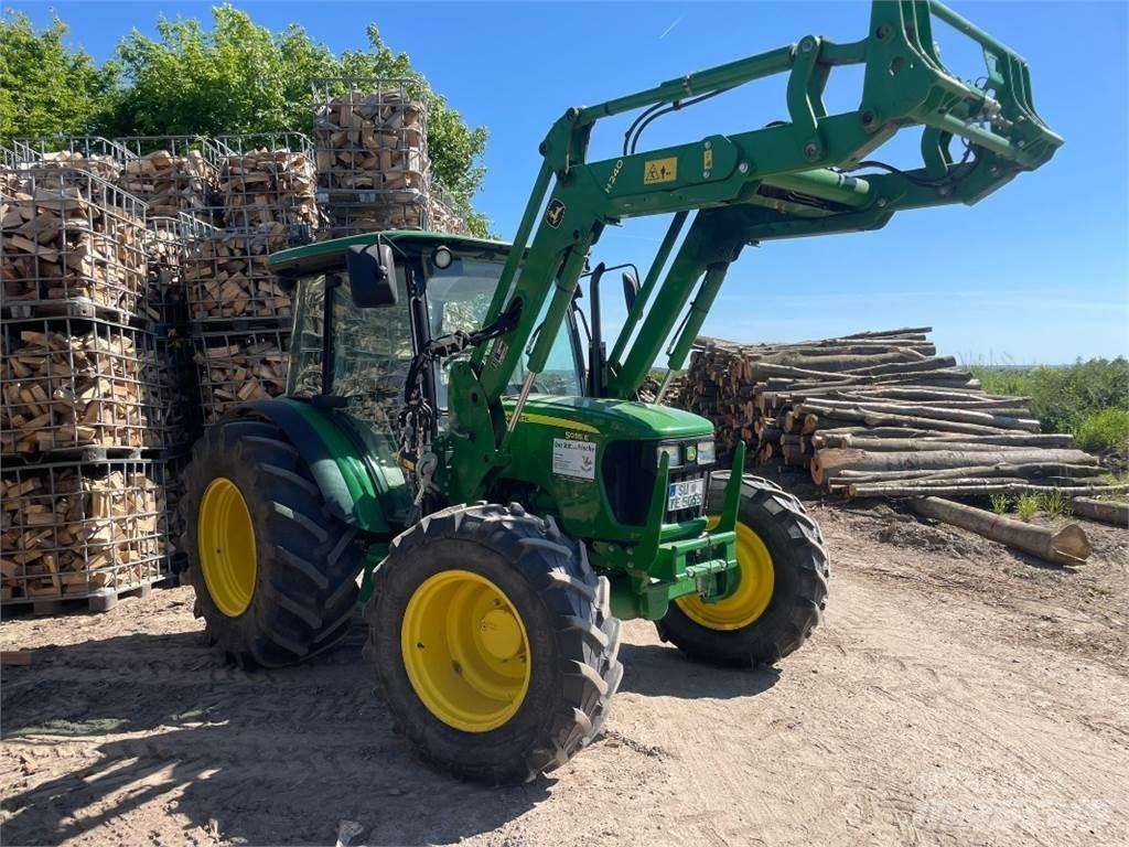 John Deere 5055E Tractoren