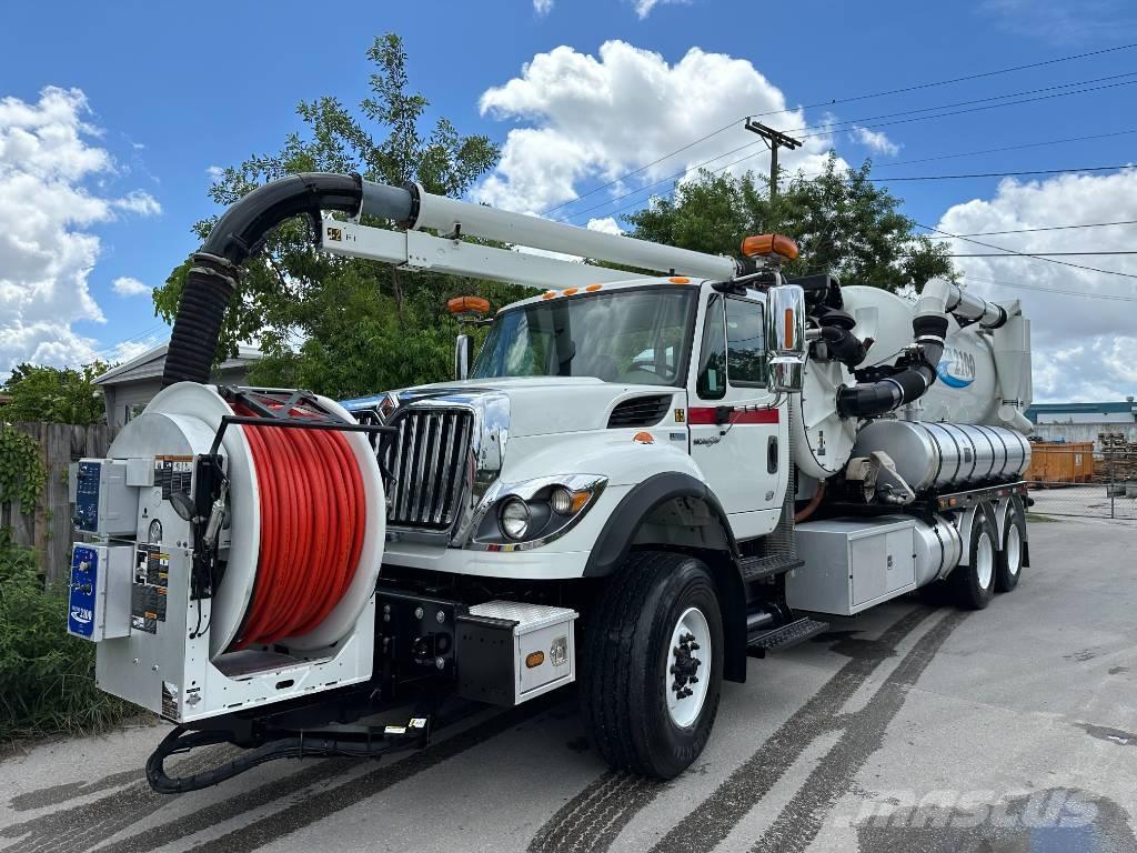 International 7500 Kolkenzuigers