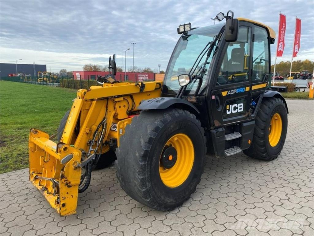 JCB 542-70 AGRIPRO Verreikers voor landbouw
