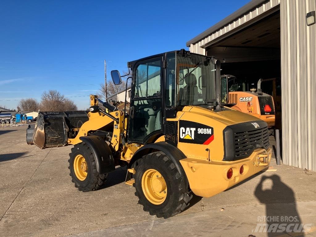 CAT 908m Wielladers