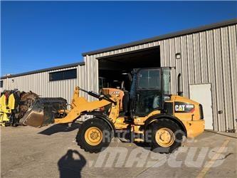 CAT 908m Wielladers