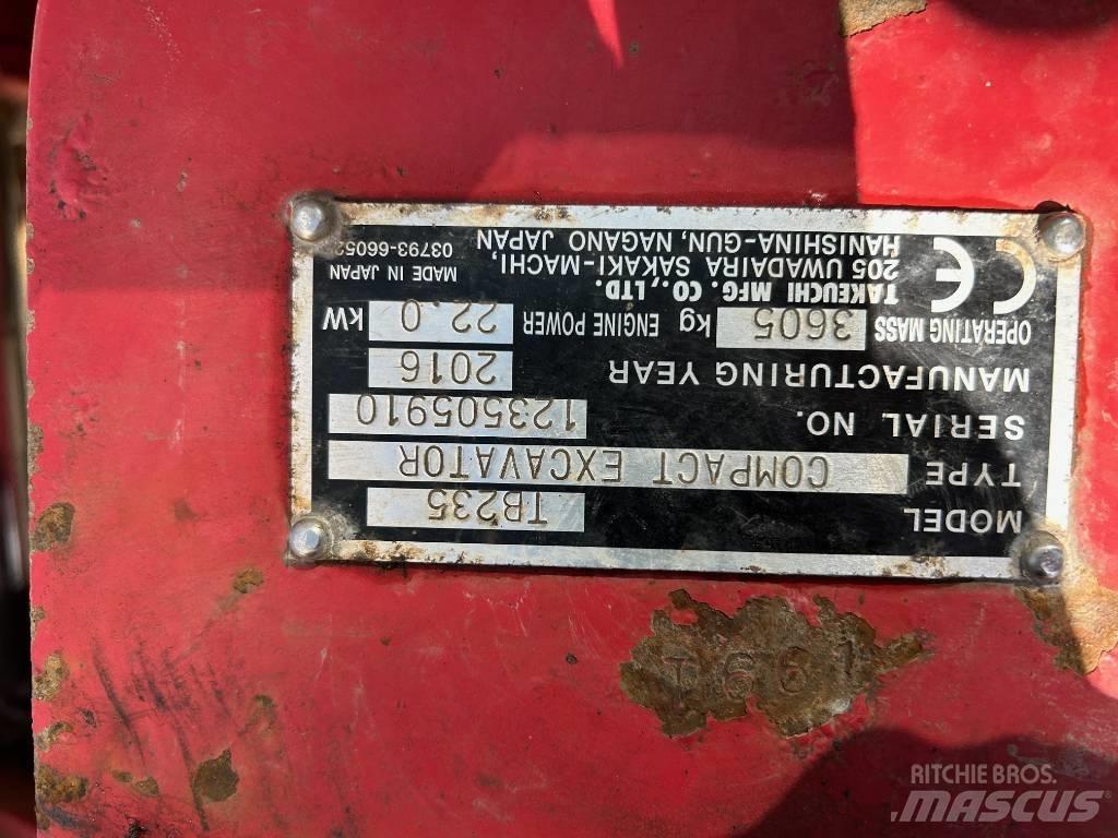 Takeuchi TB 235 Minigraafmachines < 7t
