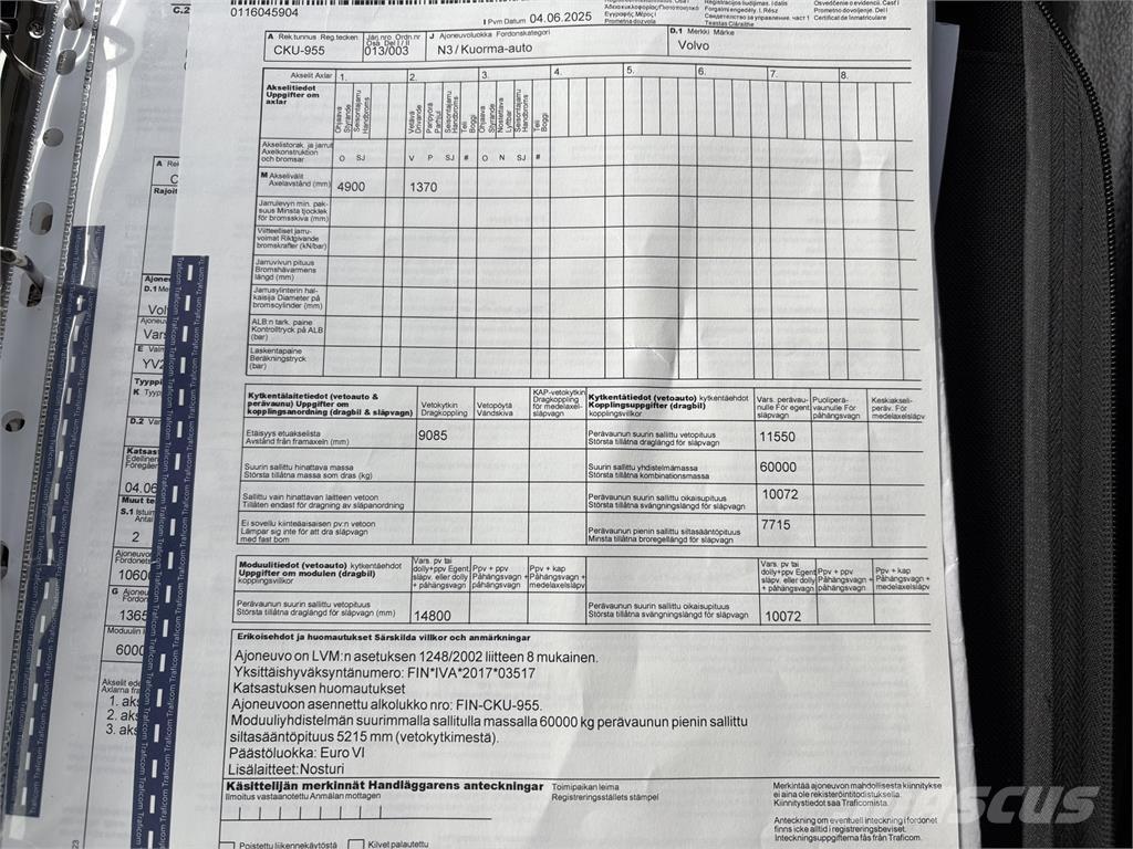 Volvo FM370 6x2 Vlakke laadvloer met kraan