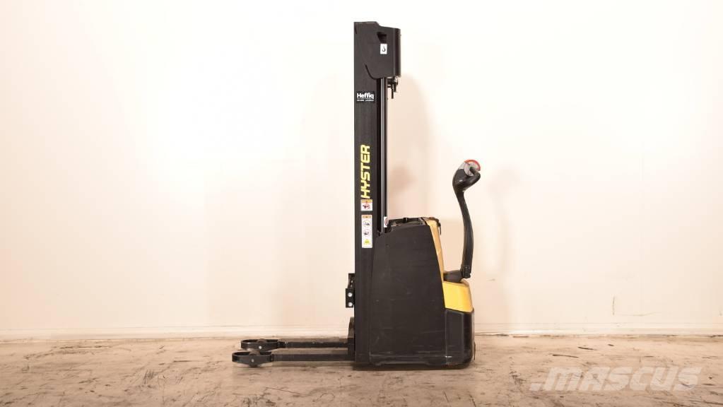 Hyster S1.2-24 Stapelaar meeloop