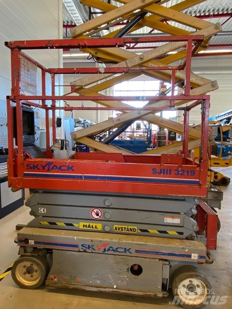 SkyJack SJ 3219 Schaarhoogwerkers