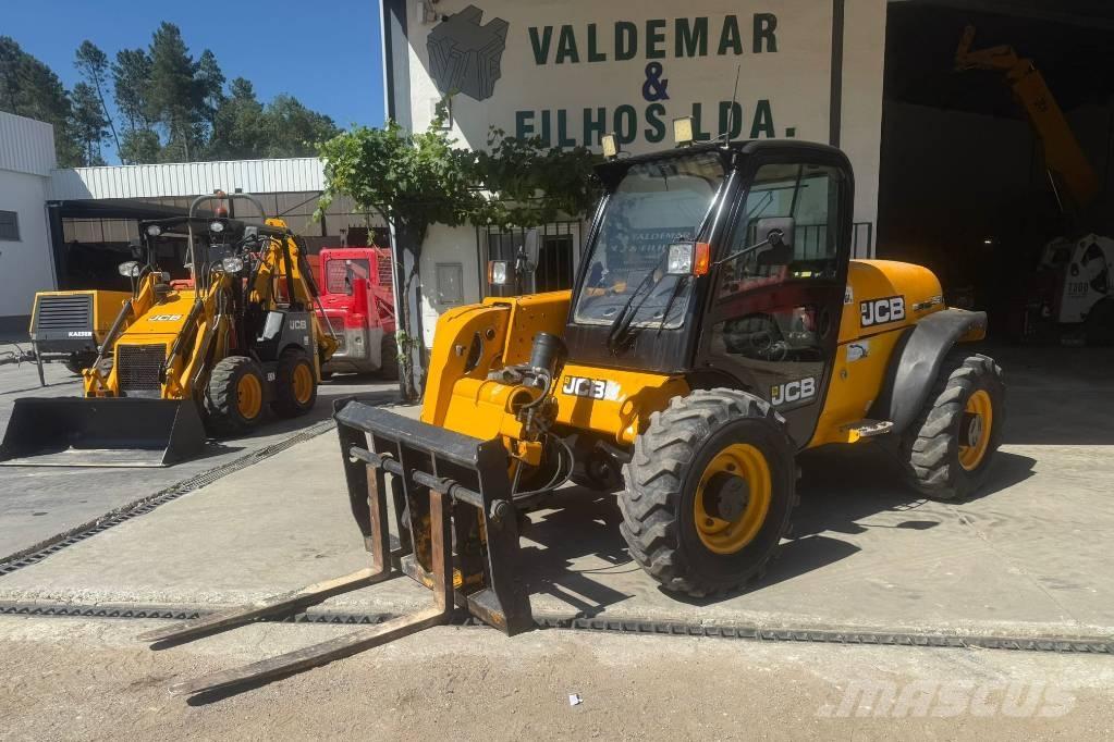 JCB 527-55 Verreikers voor landbouw