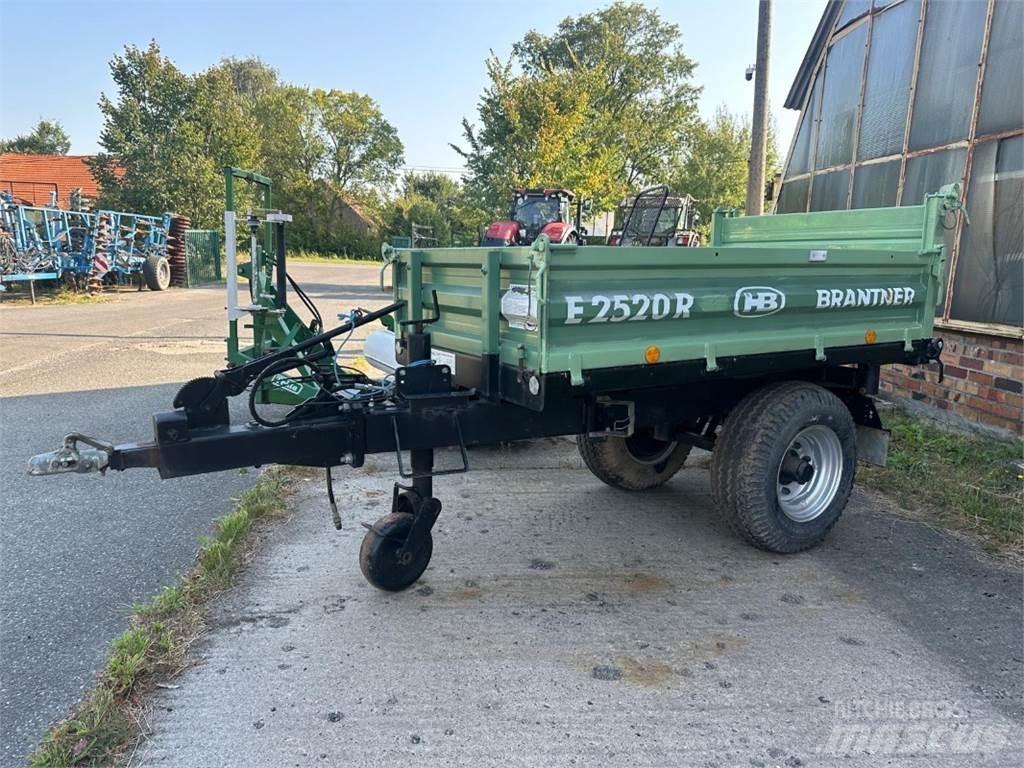 Brantner E 2520 Balenwagens