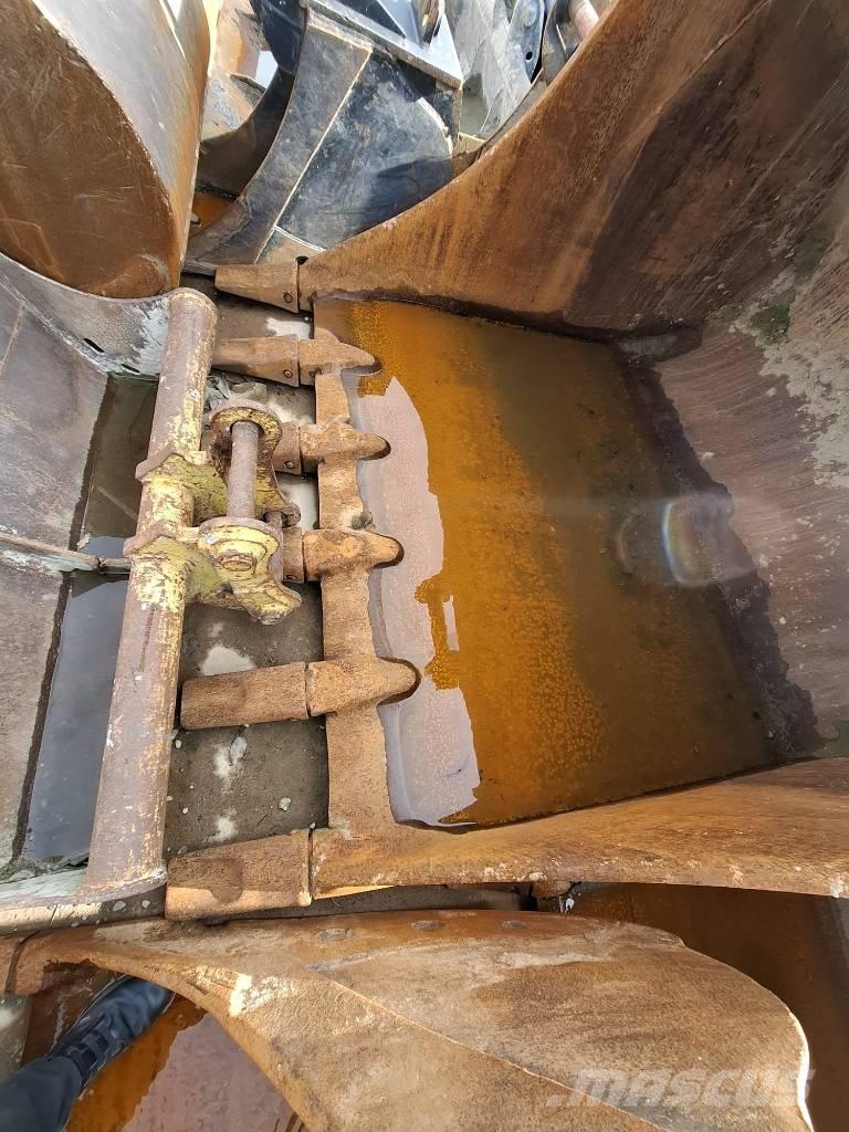 Komatsu PC 700 LC-11 Rupsgraafmachines