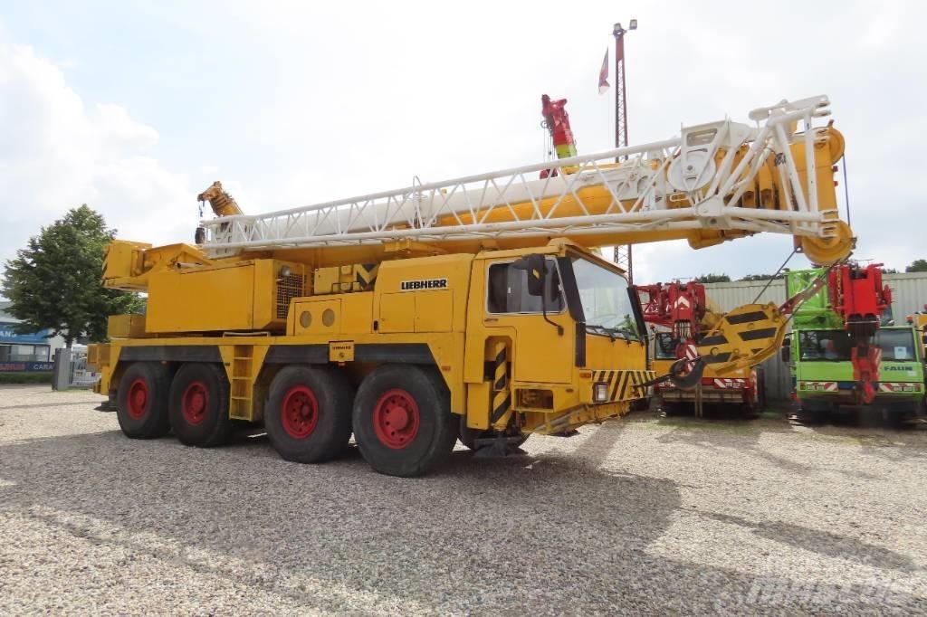 Liebherr LTM 1070-1 Kranen voor alle terreinen