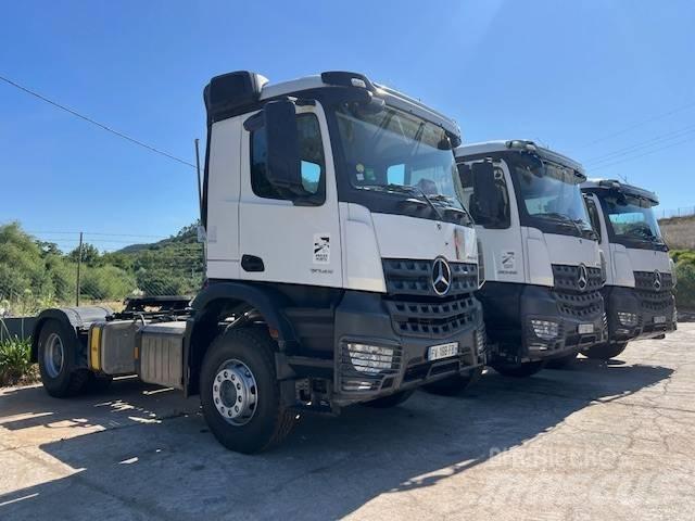 Mercedes-Benz 2045 Trekkers