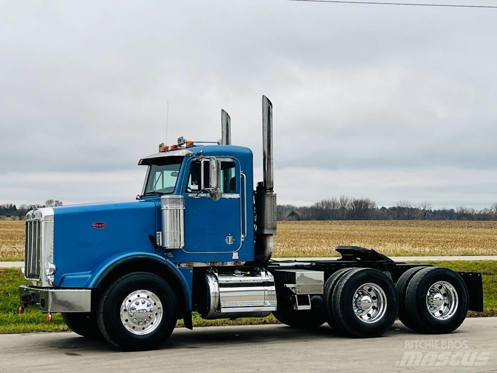 Peterbilt 357 Trekkers