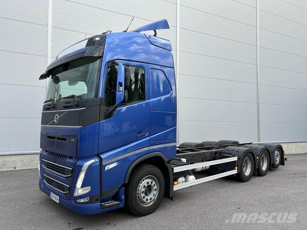 Volvo FH Chassis met cabine