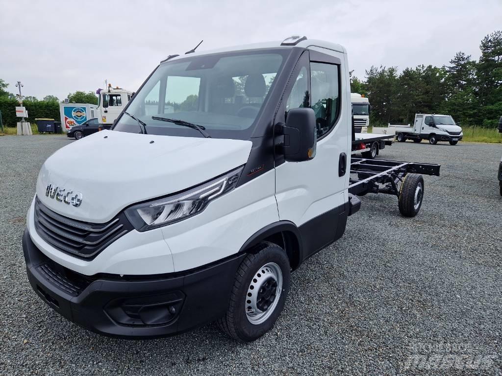 Iveco daily 35s18 Gesloten bedrijfswagens