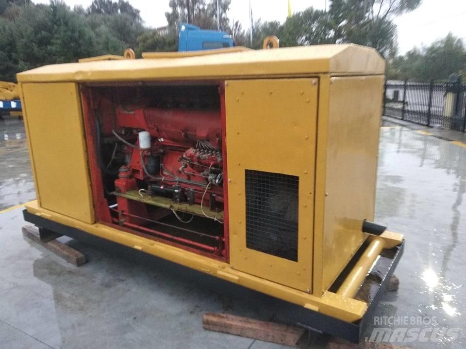 CAT MS-A82 Rupsgraafmachines